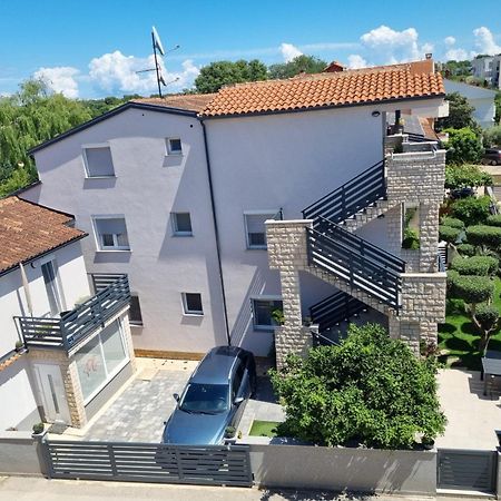 Apartments Denis 2 Медулин Екстер'єр фото