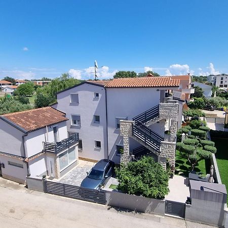 Apartments Denis 2 Медулин Екстер'єр фото