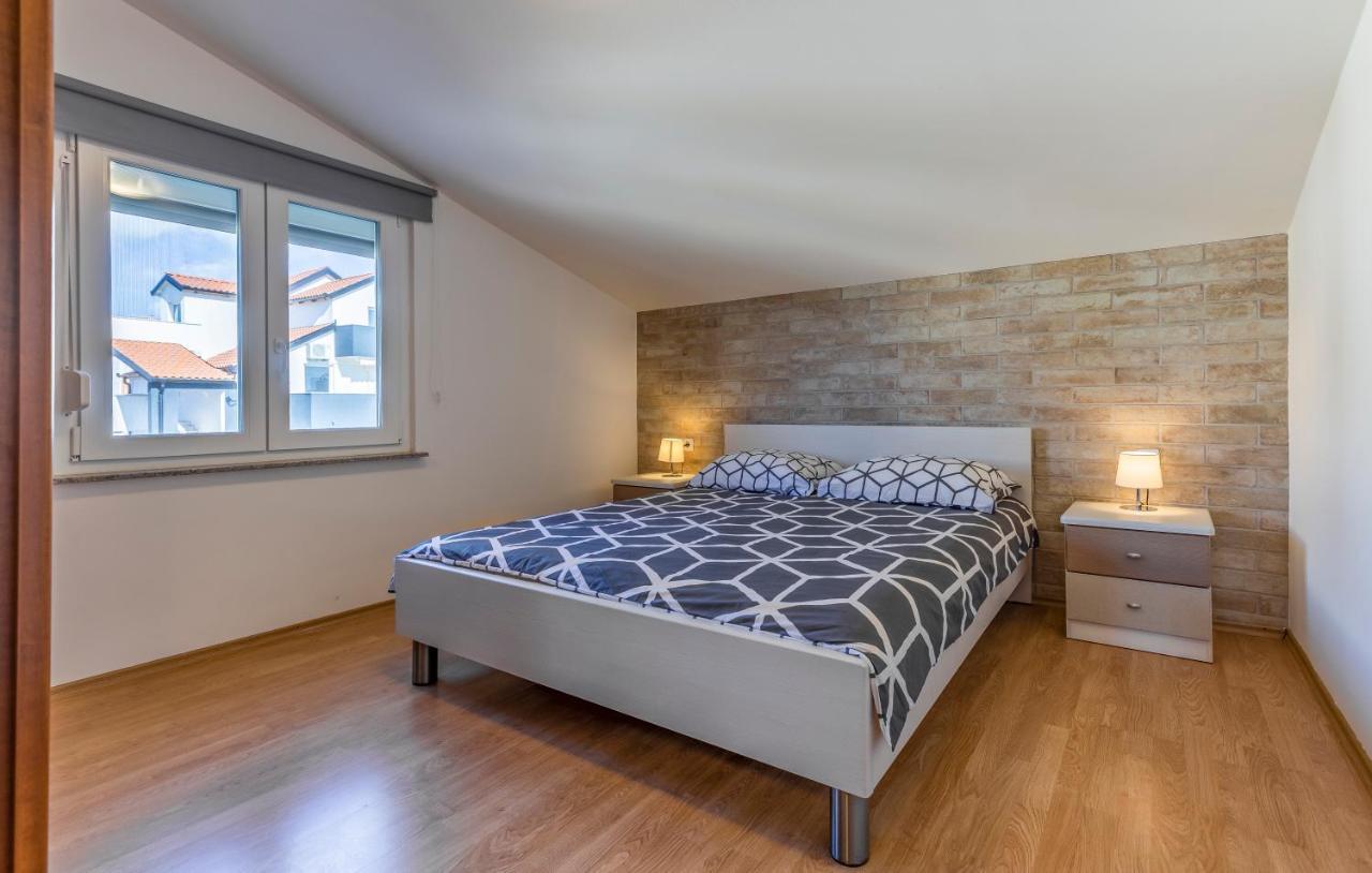 Apartments Denis 2 Медулин Екстер'єр фото