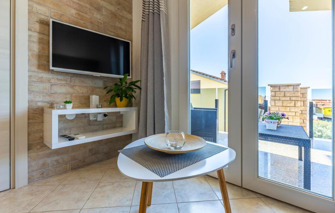 Apartments Denis 2 Медулин Екстер'єр фото