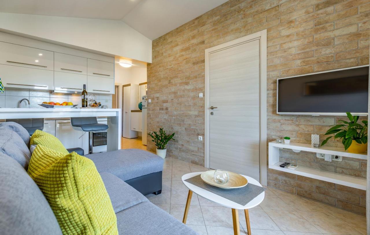 Apartments Denis 2 Медулин Екстер'єр фото